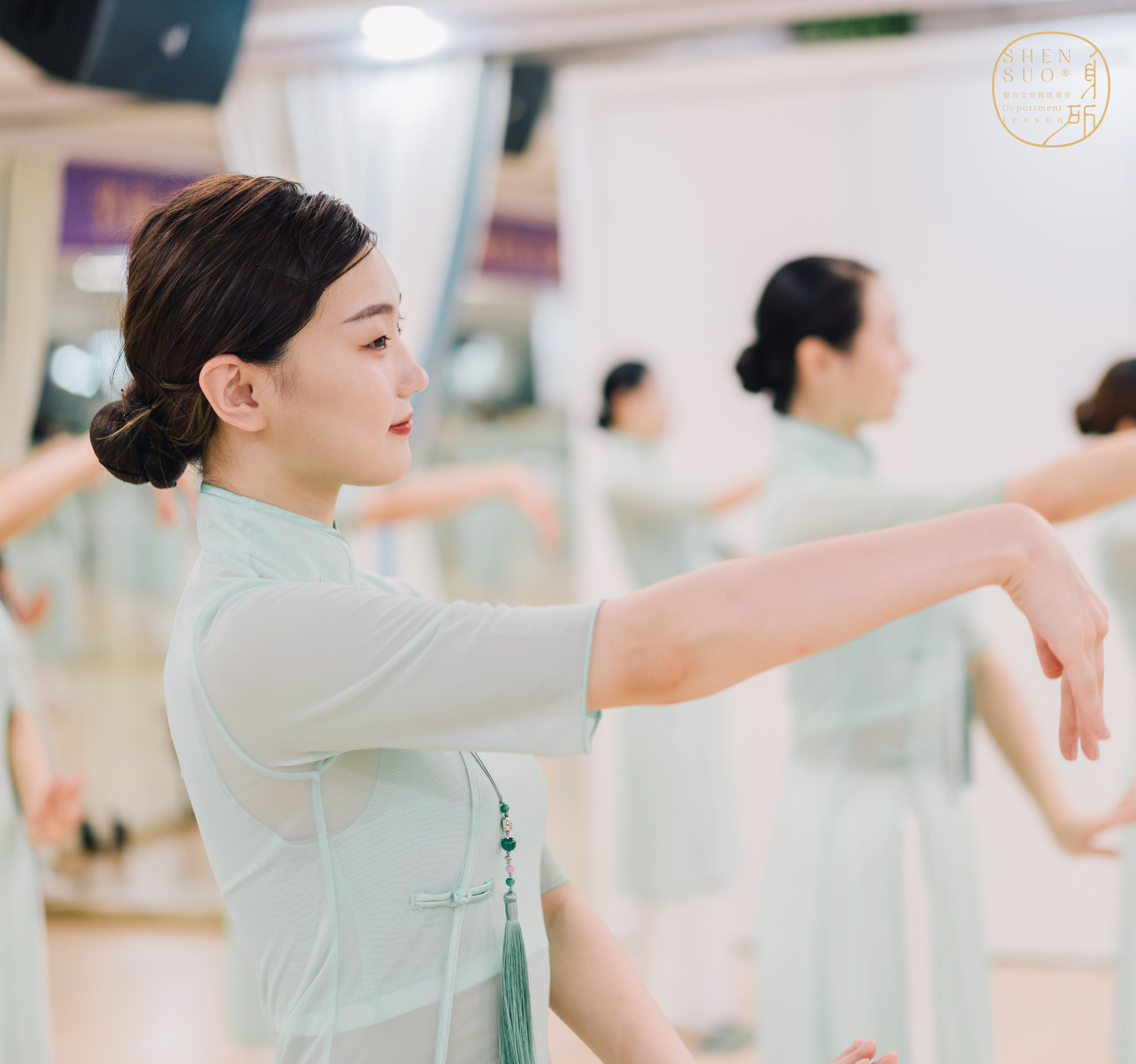 李江涵 |只要有中国女性的地方，都可以学习身所形体仪态美学(图3)